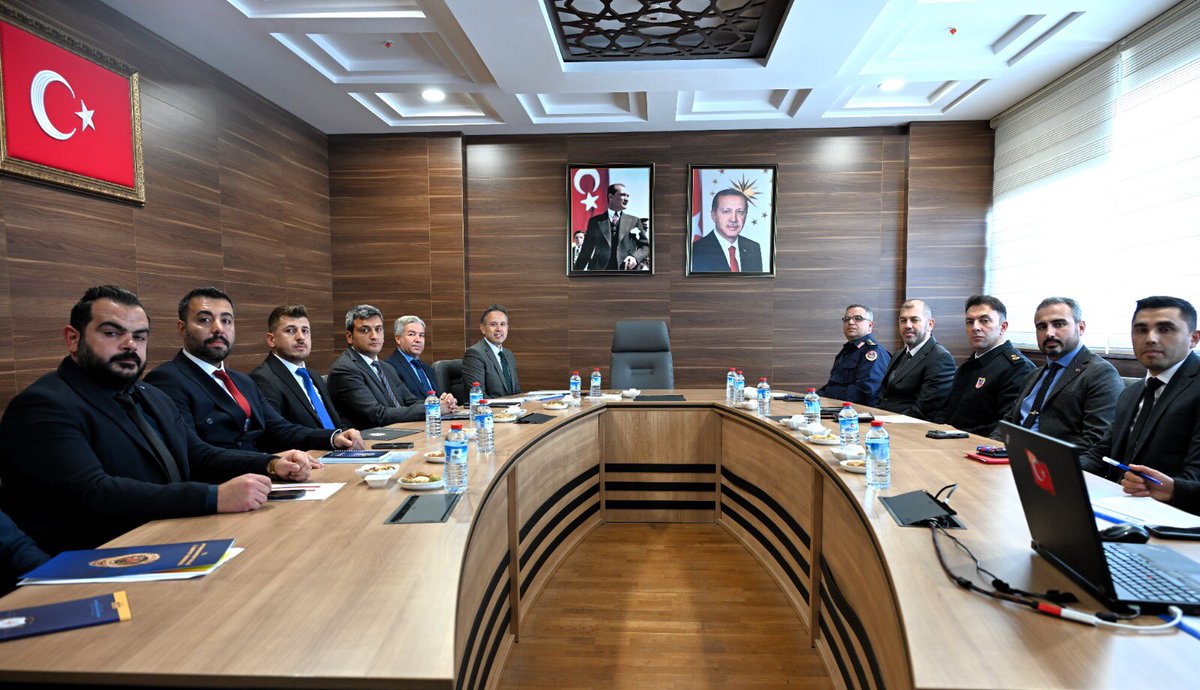 Afyonkarahisar'da Aranan Şahıslara Yönelik Koordineli Mücadele Toplantısı