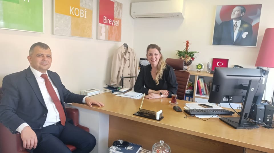 Emirdağ Belediye Başkanı Serkan Koyuncu'dan Denizbank Emirdağ Şube Müdürüne Nezaket Ziyareti