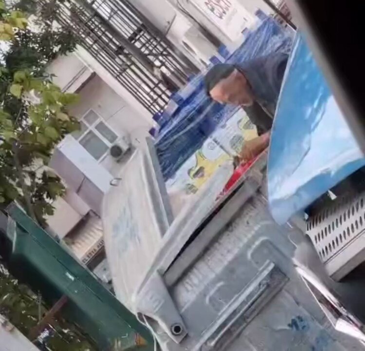 Sakarya'da Çöpten Yemek Yiyen Yaşlı Vatandaş Hakkında Valilik Açıklaması