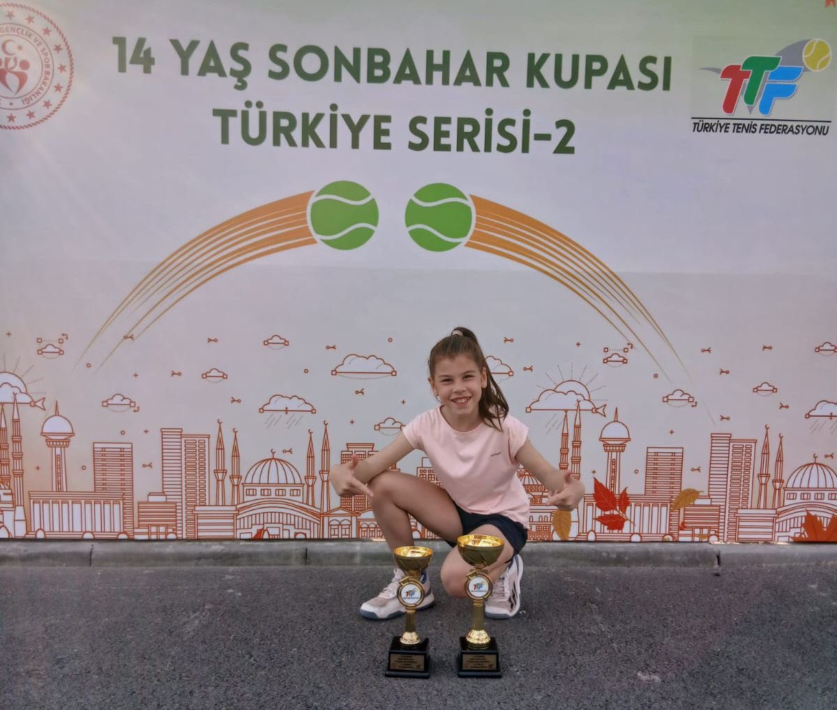Afyonkarahisarlı 11 Yaşındaki Tenisçi Hafsa Zehra Çınar Türkiye Finalisti Oldu