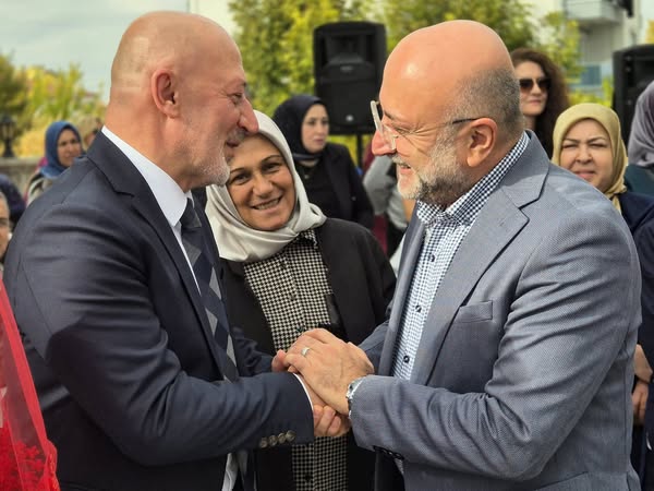 AK Parti Afyonkarahisar İl Başkanı Turgay Şahin, Dilek Çengel ve Ertunç Erkan Balta'nın Nikah Törenine Katıldı