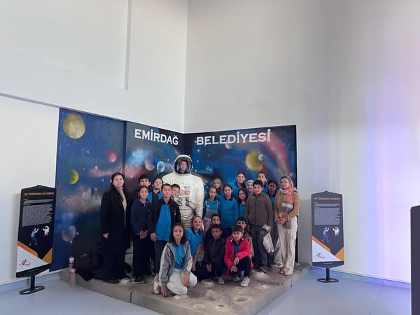 Emirdağ'da Minik Öğrenciler Bilimle Buluştu