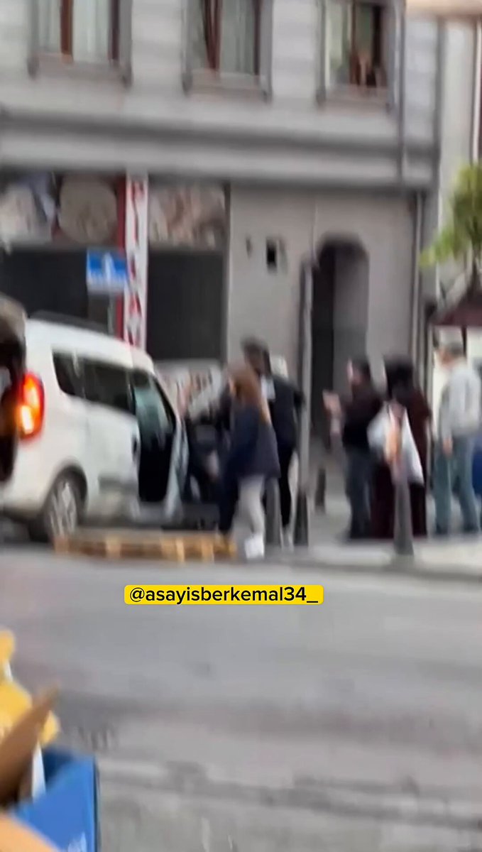 Marketten Palet Çalmaya Çalışanların Kaçışı Sırasında Silahlı Saldırı