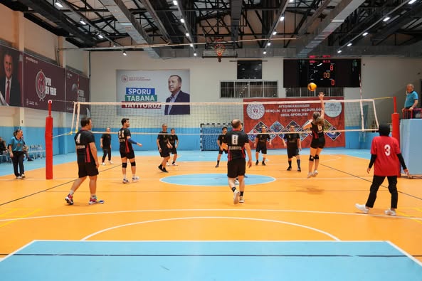 19. ATSO Spor Oyunları Voleybol Turnuvasında Final Heyecanı