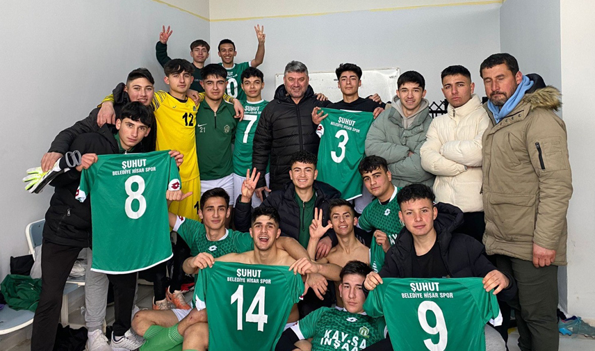 U18 final maçının şampiyonu Şuhut Belediye Hisarspor