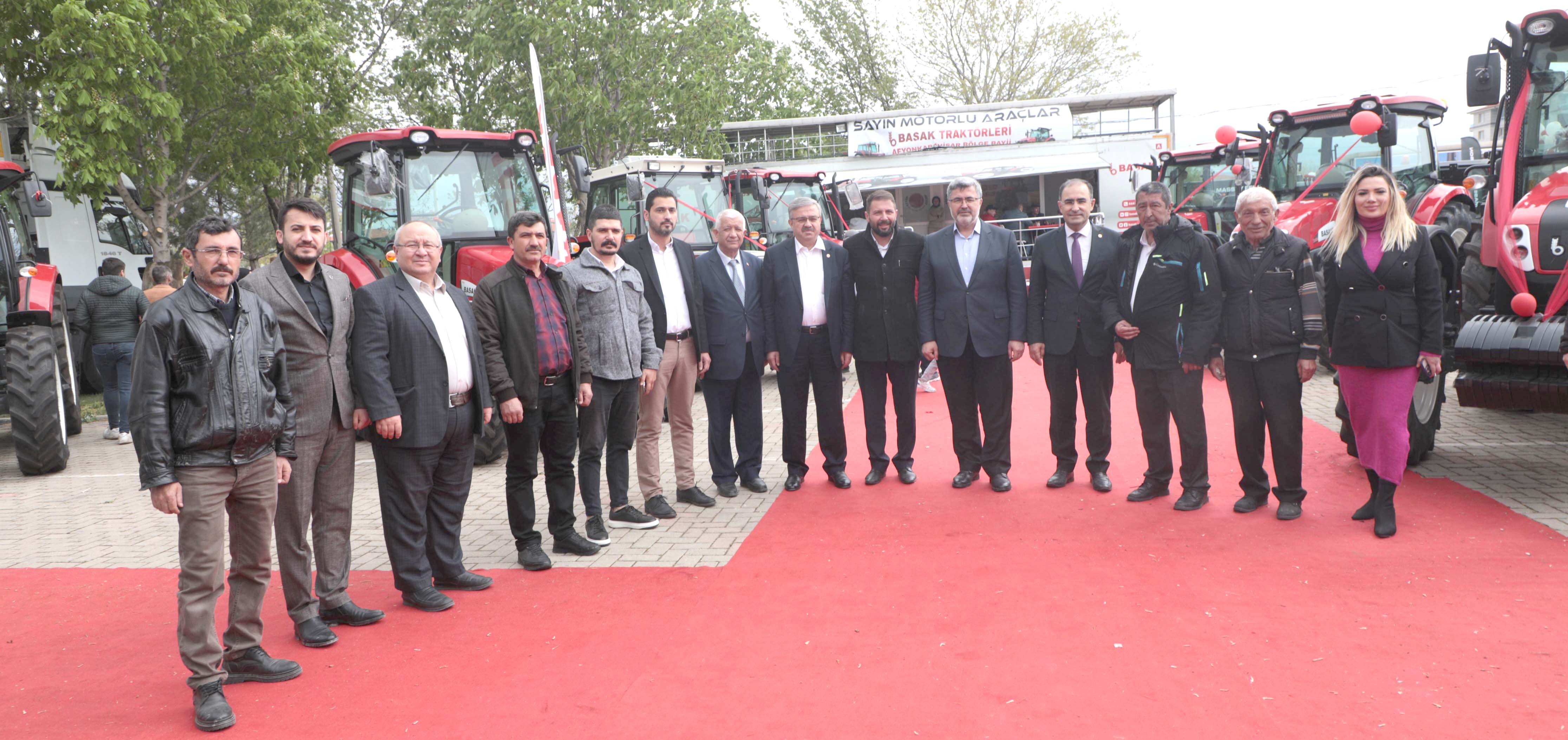 AK Parti Tarım ve Hayvancılık fuarına çıkarma yaptı